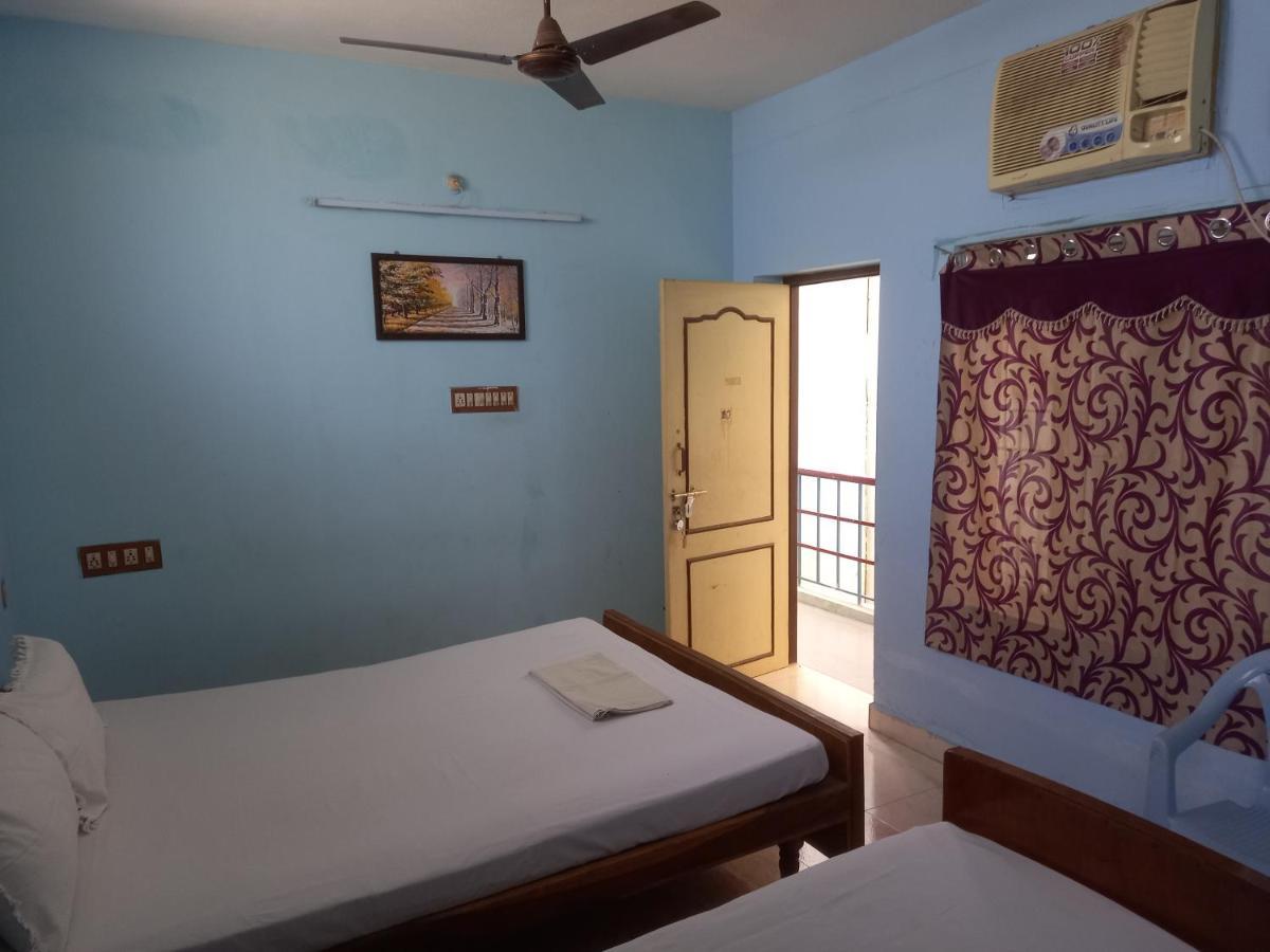 Parisha Residency- Temple Side Hotel Chidambaram Esterno foto