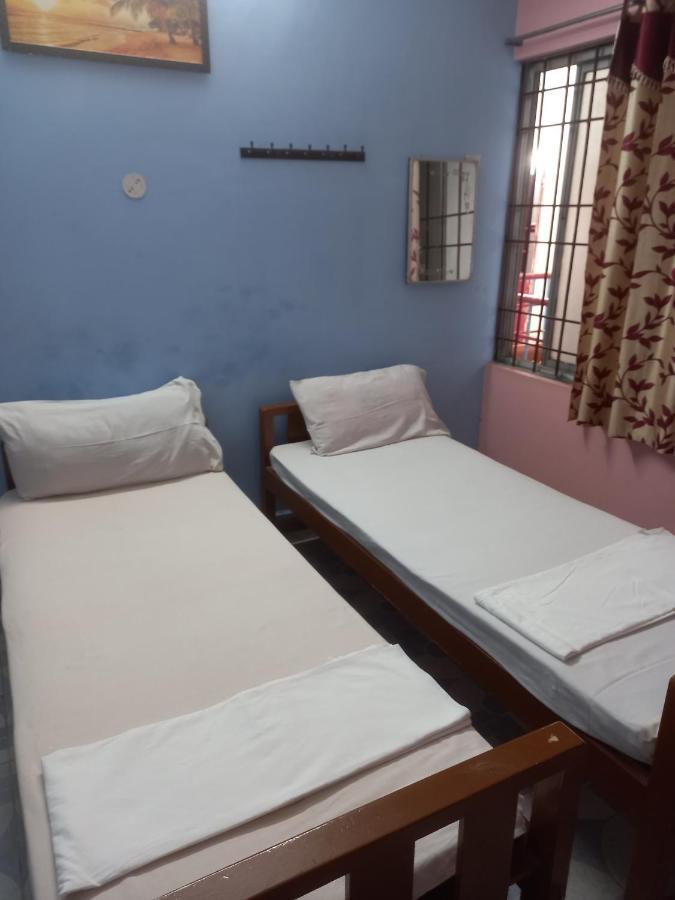 Parisha Residency- Temple Side Hotel Chidambaram Esterno foto