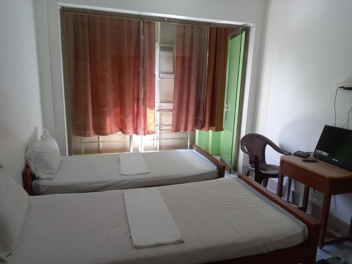 Parisha Residency- Temple Side Hotel Chidambaram Esterno foto