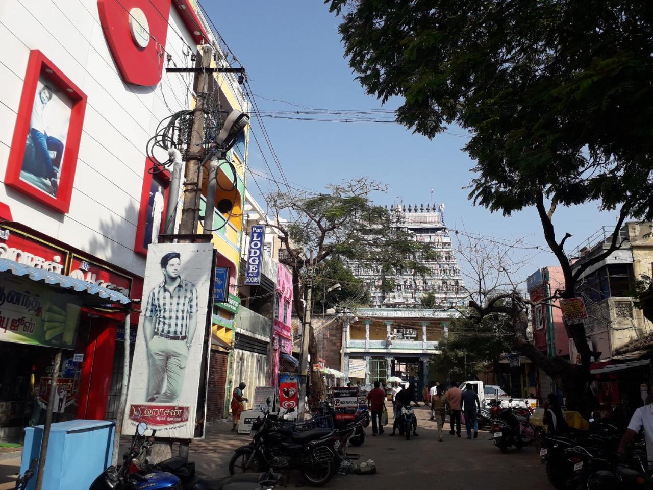 Parisha Residency- Temple Side Hotel Chidambaram Esterno foto